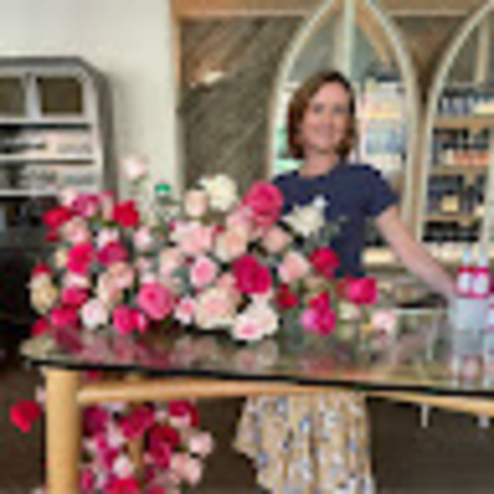 Meet your Posher, Maura